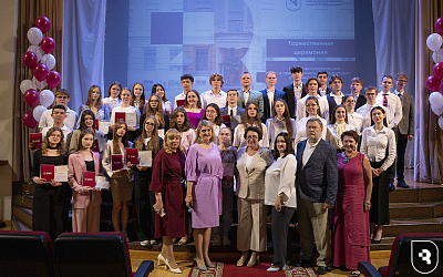 Торжественная церемония вручения свидетельств выпускникам медицинских классов