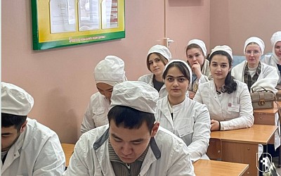  «Мост в профессию» в Медколледже СГМУ