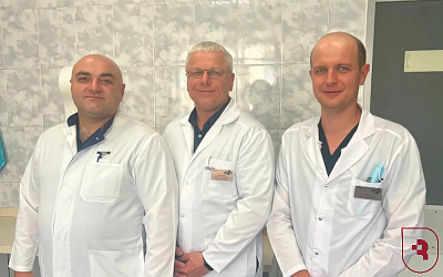 Саратовские врачи провели сложнейшую одномоментную операцию у пациентки с тремя переломами
