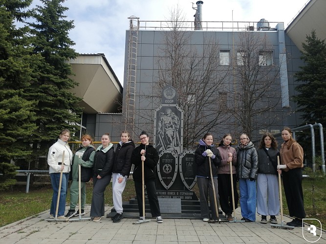 Весенний субботник в Парке Победы